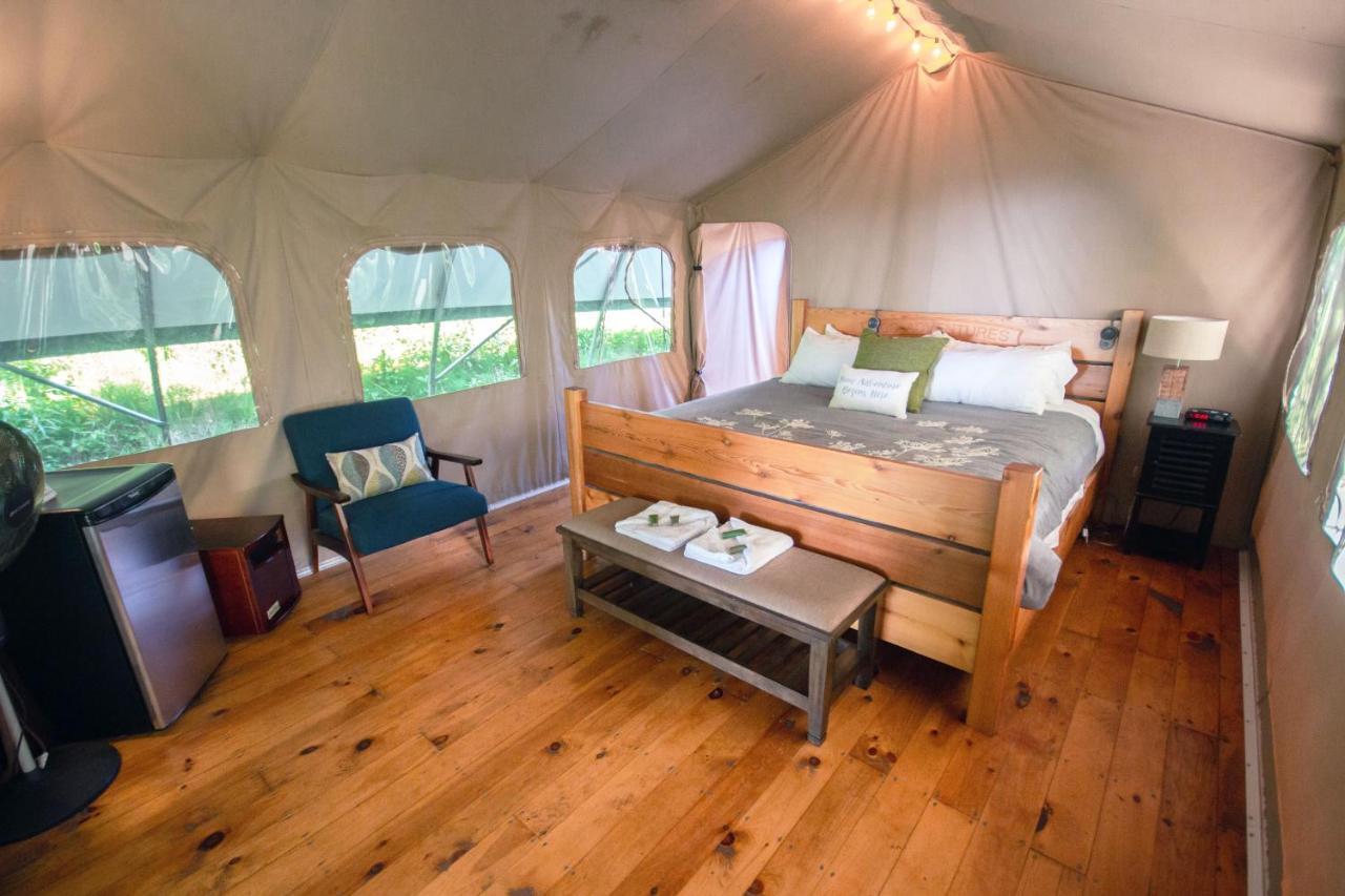 Long Point Eco-Adventures Villa Normandale Ngoại thất bức ảnh